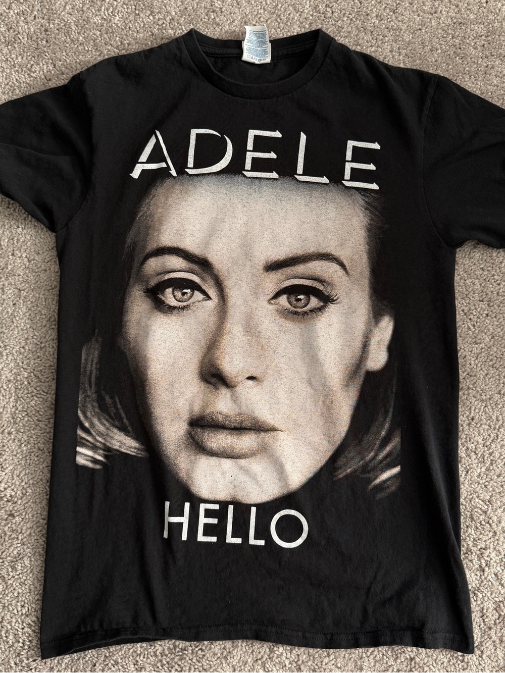 Adele Hello US Tour 2016 Concert T-Shirt Small Black Graphic Band Tee 18” X 25”
